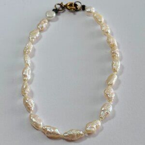 Cream Baroque Freshwater Pearl Bracelet Gold Tone Clasp
